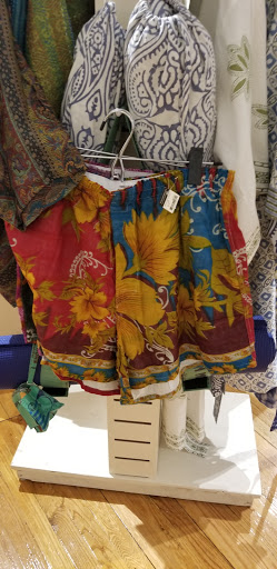 Gift Shop «Ten Thousand Villages», reviews and photos, 719 Main St, Evanston, IL 60202, USA