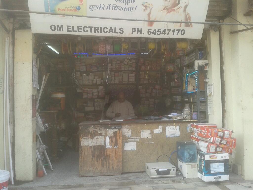 Om Electricals