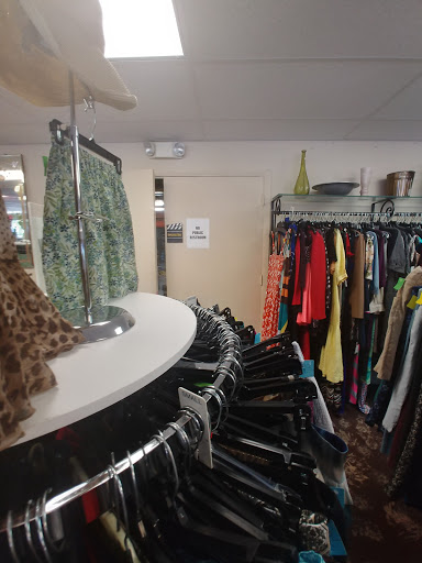 Thrift Store «Hope Chest Thrift Store», reviews and photos, 1215 8th Ave W, Bradenton, FL 34205, USA