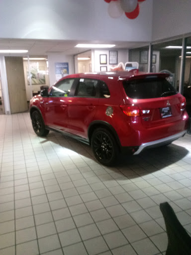 Mitsubishi Dealer «Auto Gallery Mitsubishi - Corona», reviews and photos, 2550 Wardlow Rd, Corona, CA 92882, USA