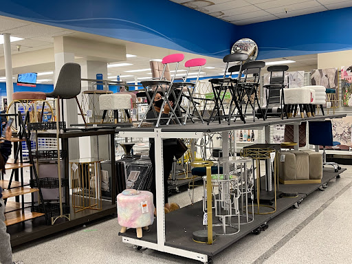 Clothing Store «Ross Dress for Less», reviews and photos, 2676 Homestead Rd, Santa Clara, CA 95051, USA