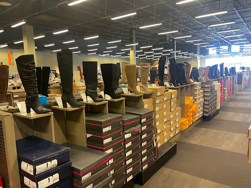 Shoe Store «DSW Designer Shoe Warehouse», reviews and photos, 1331 George Dieter Dr, El Paso, TX 79936, USA