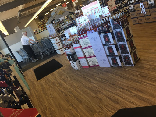 Liquor Store «Lakeville Liquors», reviews and photos, County Road 46 & County Rd 46, Lakeville, MN 55044, USA