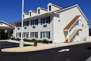 Shore Point Motel image