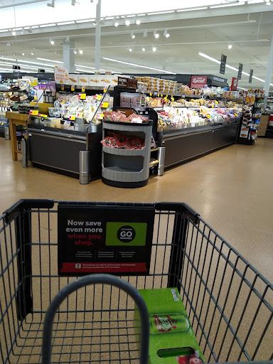 Supermarket «Super Stop & Shop - Whitman», reviews and photos, 475 Bedford St, Whitman, MA 02382, USA