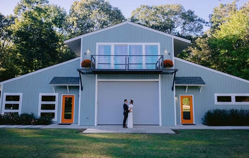 The Modern Loft at Hunt Club Farm