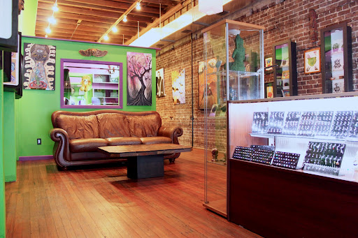 Tattoo Shop «Fat Kats Artistry», reviews and photos, 14 SE Magnolia Exd, Ocala, FL 34471, USA