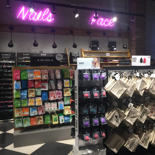 Cosmetics Store «MISS A», reviews and photos, 3000 Grapevine Mills Pkwy #424, Grapevine, TX 76051, USA