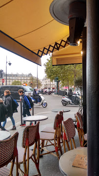 Atmosphère du Restaurant servant le petit-déjeuner Café Rey Bastille à Paris - n°19