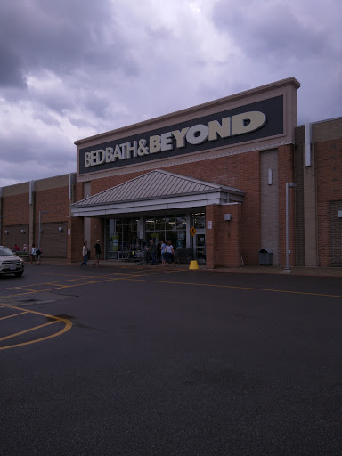 Bed Bath & Beyond, 25975 Great Northern Shop Center, North Olmsted, OH 44070, USA, 