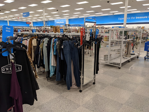 Clothing Store «Ross Dress for Less», reviews and photos, 484 Randall Rd, South Elgin, IL 60177, USA
