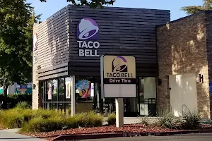 Taco Bell image