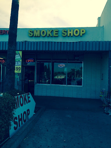 Tobacco Shop «3M Smoke Shop», reviews and photos, 644 W Chapman Ave, Placentia, CA 92870, USA