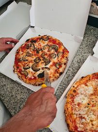 Plats et boissons du Pizzeria du 8 mai - Pizza Marignane - Livraison Pizza - n°3