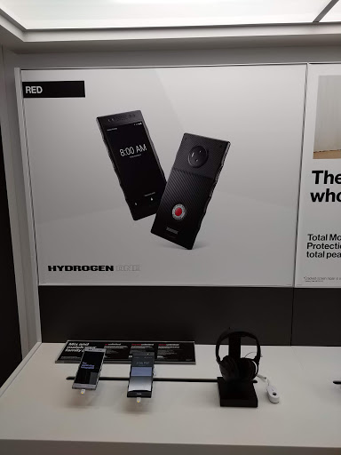 Cell Phone Store «Verizon», reviews and photos, 13348 S Cicero Ave, Crestwood, IL 60445, USA