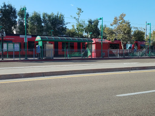 Shopping Mall «Hazard Center», reviews and photos, 7610 Hazard Center Dr, San Diego, CA 92108, USA