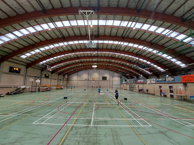 Beoordelingen van Roux Sports Center in Charleroi - Sportcomplex