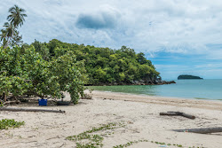Foto von Lok Kam Bay Beach mit geräumige bucht