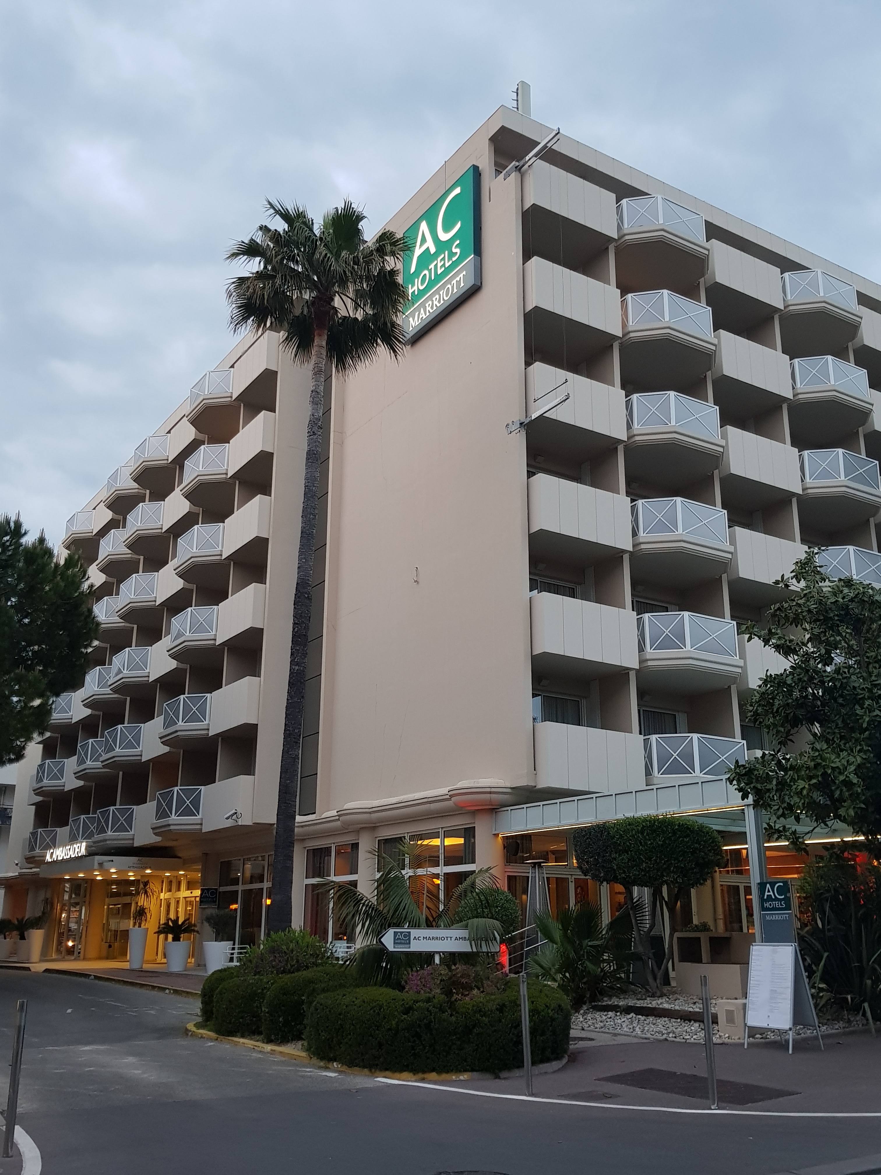 Photo n° 1 de l'avis de YPB. fait le 04/05/2019 à 22:48