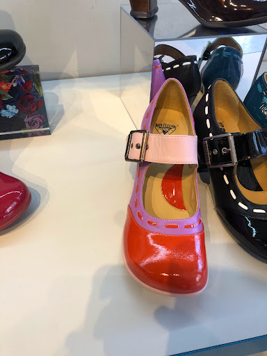 Shoe Store «John Fluevog Shoes», reviews and photos, 1265 Wisconsin Ave NW, Washington, DC 20007, USA