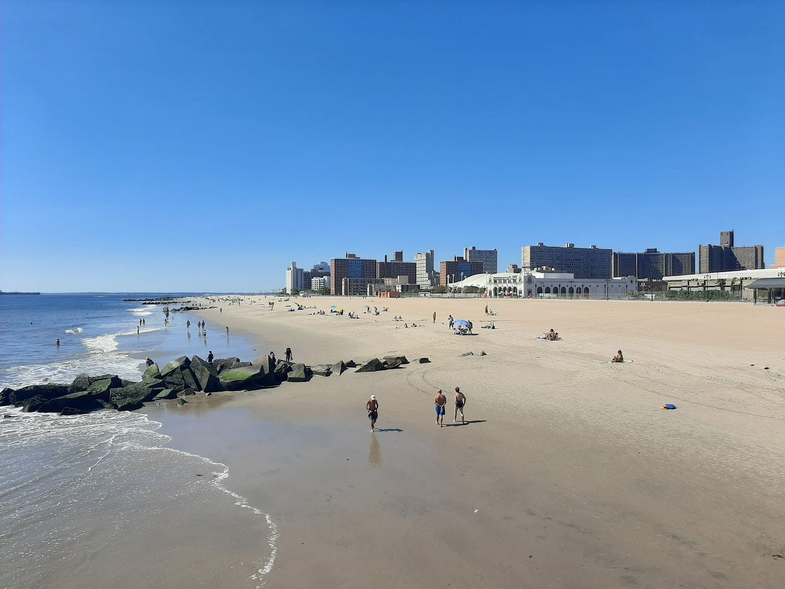 Photo of Coney Island Beach with very clean level of cleanliness