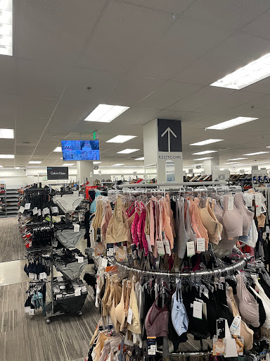 Department Store «Nordstrom Rack», reviews and photos, 401 NE Northgate Way #304, Seattle, WA 98125, USA
