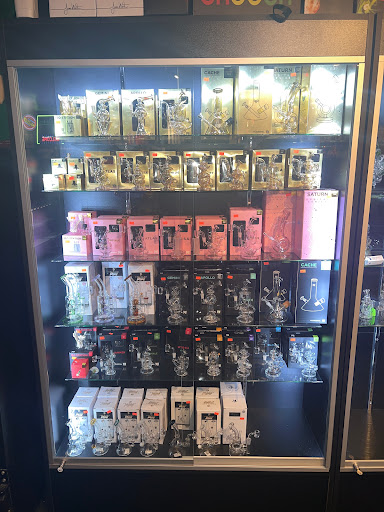 Tobacco Shop «Glass Gardens», reviews and photos, 35213 23 Mile Rd, New Baltimore, MI 48047, USA