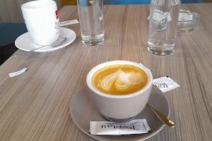 Caffe Bar Replay image