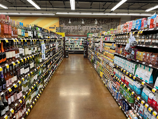 Grocery Store «Fresh Thyme Farmers Market- Troy MI», reviews and photos, 901 E Big Beaver Rd, Troy, MI 48083, USA