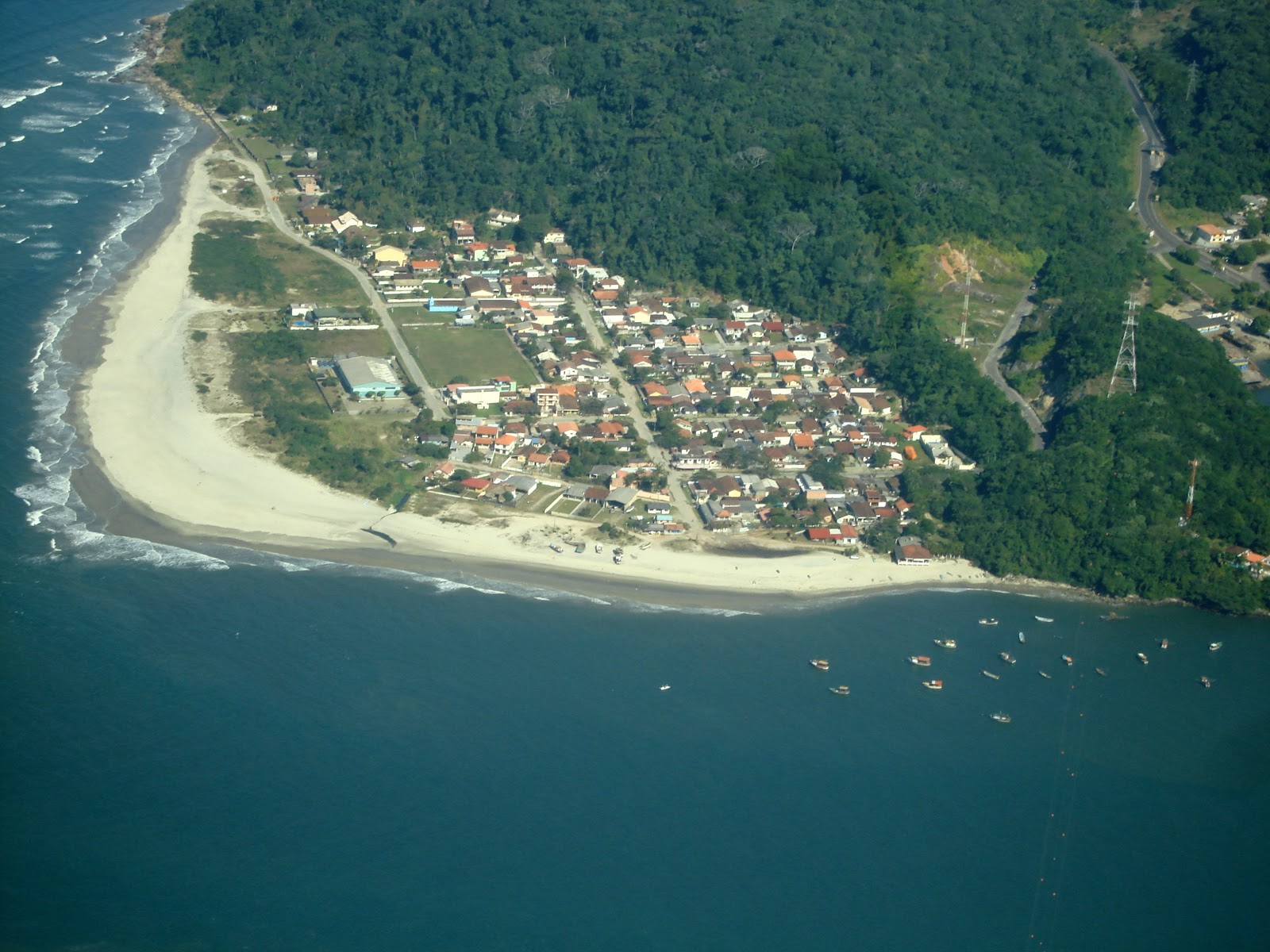 Caieiras Beach photo #9