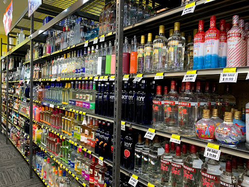 Liquor Store «Colonial Liquor & Wine», reviews and photos, 12100 E Colonial Dr, Orlando, FL 32826, USA