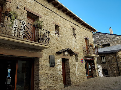 Hotel Rural Ortiga Blanca Carrer del Pla, 14, 17534 Queralbs, Girona, España
