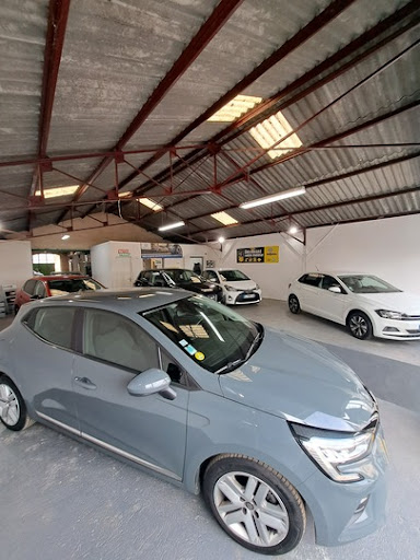 Photo 2 - Auto Primo Garage Central occasion PointLoc ADA