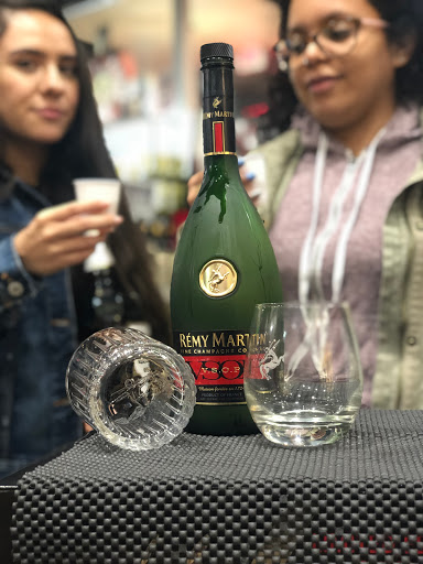 Liquor Store «Town Center Wine And Spirit Liquor Store», reviews and photos, 6401 America Blvd #110, Hyattsville, MD 20782, USA