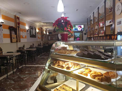 Información y opiniones sobre Cafetería "Siglo XXI" de Alcaudete