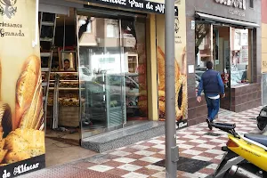 Panadería Artesanos de Granada - Albolote image