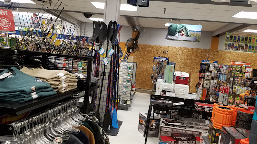 Sporting Goods Store «Big 5 Sporting Goods - Westwood Town Center», reviews and photos, 2500 S.W. Barton, Seattle, WA 98126, USA