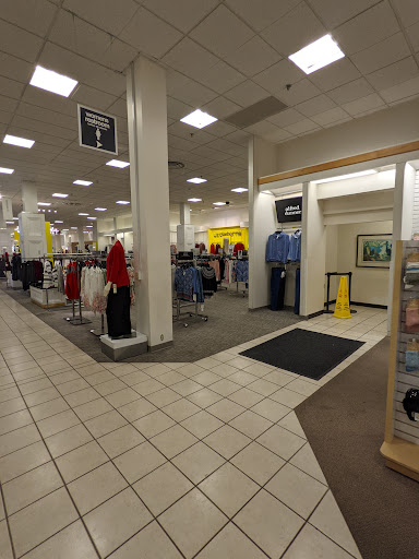 Department Store «JCPenney», reviews and photos, 100 4 Seasons Town Center Ent, Greensboro, NC 27407, USA