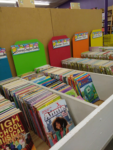 Used Book Store «Used Book Superstore», reviews and photos, 256 Cambridge St, Burlington, MA 01803, USA