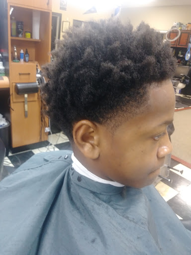 Barber Shop «ALL IN THE WRIST II», reviews and photos, 645 N Dupont Blvd, Milford, DE 19963, USA