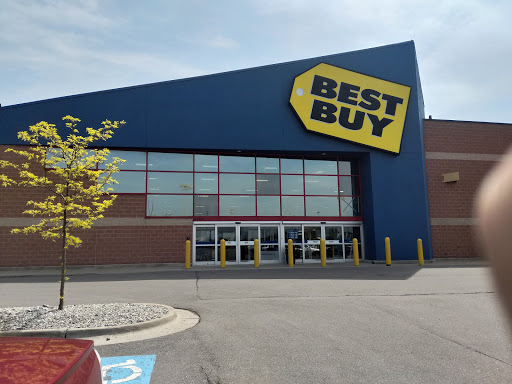 Electronics Store «Best Buy», reviews and photos, 32320 John R Rd, Madison Heights, MI 48071, USA