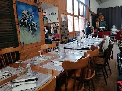 Black Horse Saloon à Val d'Oingt