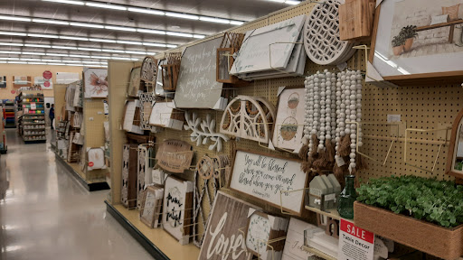 Craft Store «Hobby Lobby», reviews and photos, 2921 9th Ave SE, Watertown, SD 57201, USA