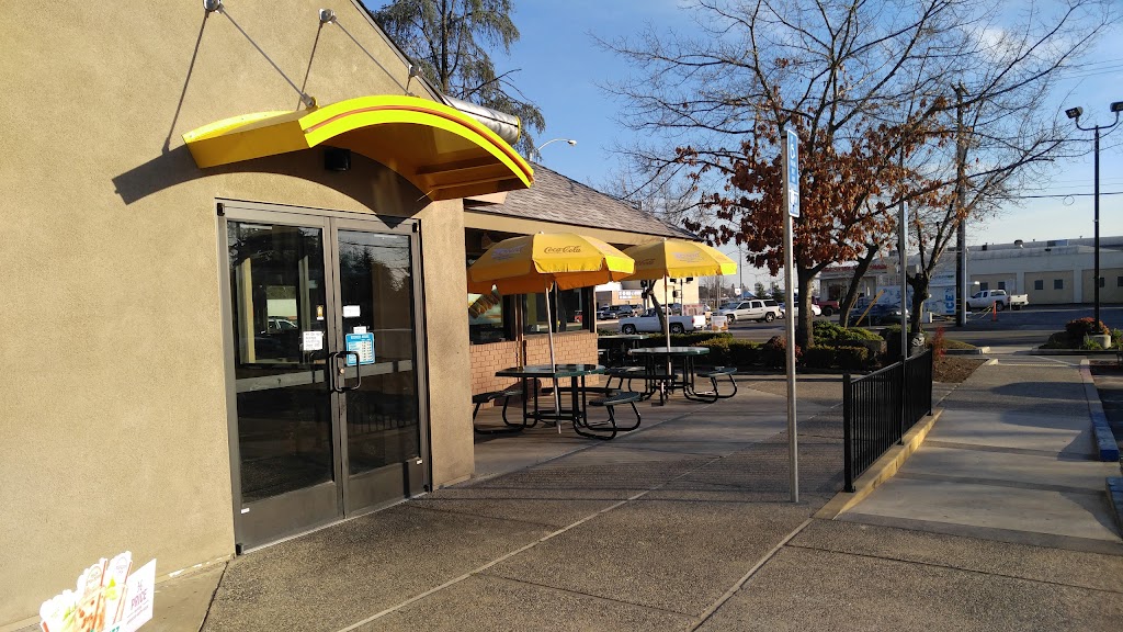 Sonic Drive-In 93657