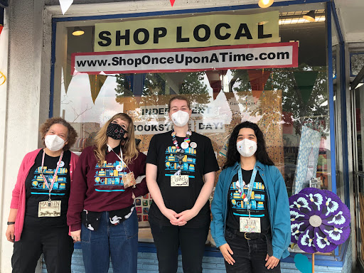 Book Store «Once Upon A Time Bookstore», reviews and photos, 2207 Honolulu Ave, Montrose, CA 91020, USA