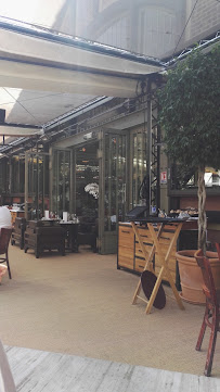 Atmosphère du Restaurant méditerranéen Café la Jatte à Neuilly-sur-Seine - n°18