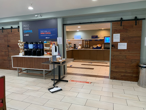 Hotel «Holiday Inn Express Santa Rosa», reviews and photos