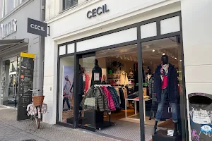 CECIL Store Oldenburg image