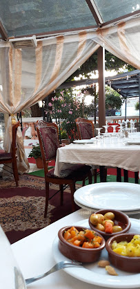 Plats et boissons du Restaurant L'Auberge Du Maroc à Meulan-en-Yvelines - n°14