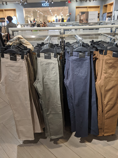 Stores to buy men's pants Los Angeles